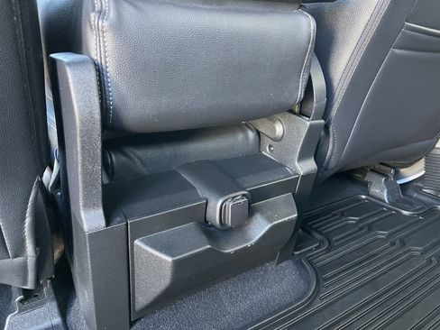 Used 2019 Ford F250 XLT w/ XLT Value Package image 24