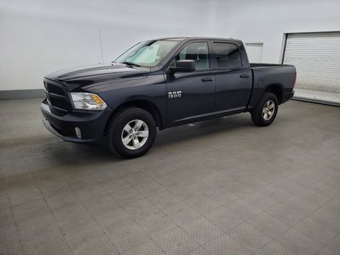 Used 2017 RAM 1500 Express AWD/4WD image 2