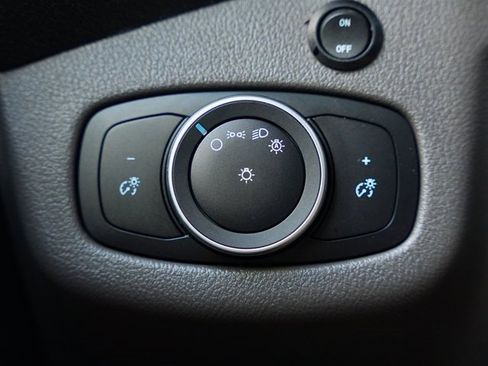 Used 2022 Ford Transit Connect XL image 21