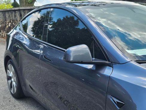 Used 2023 Tesla Model Y Long Range AWD/4WD image 22
