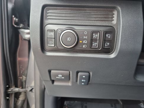 Used 2025 Ford F250 Lariat AWD/4WD image 18