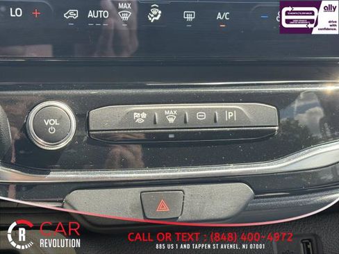 Used 2023 Ford Transit 350 XLT image 29