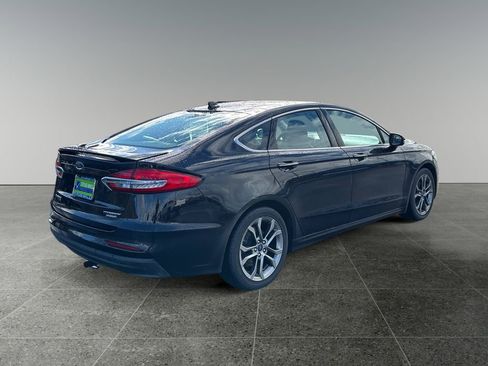 Used 2020 Ford Fusion Titanium image 7