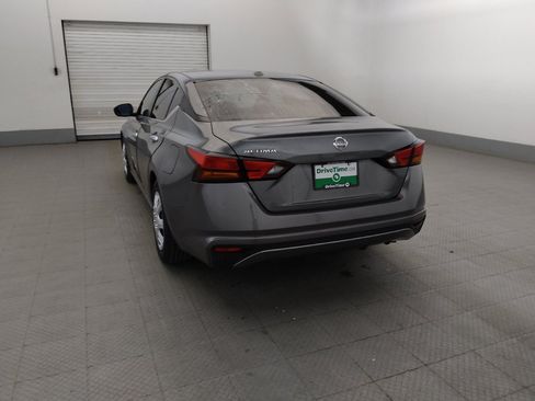 Used 2019 Nissan Altima 2.5 S FWD image 6