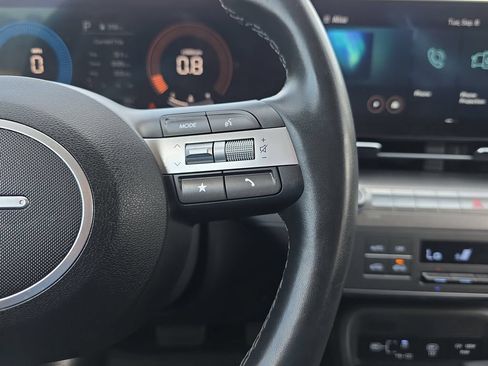 Certified 2024 Hyundai Kona SEL FWD image 21