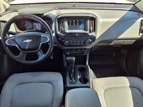 Used 2017 Chevrolet Colorado W/T w/ WT Convenience Package image 4