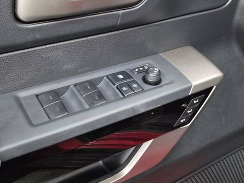 Used 2022 Toyota Tundra Limited image 18