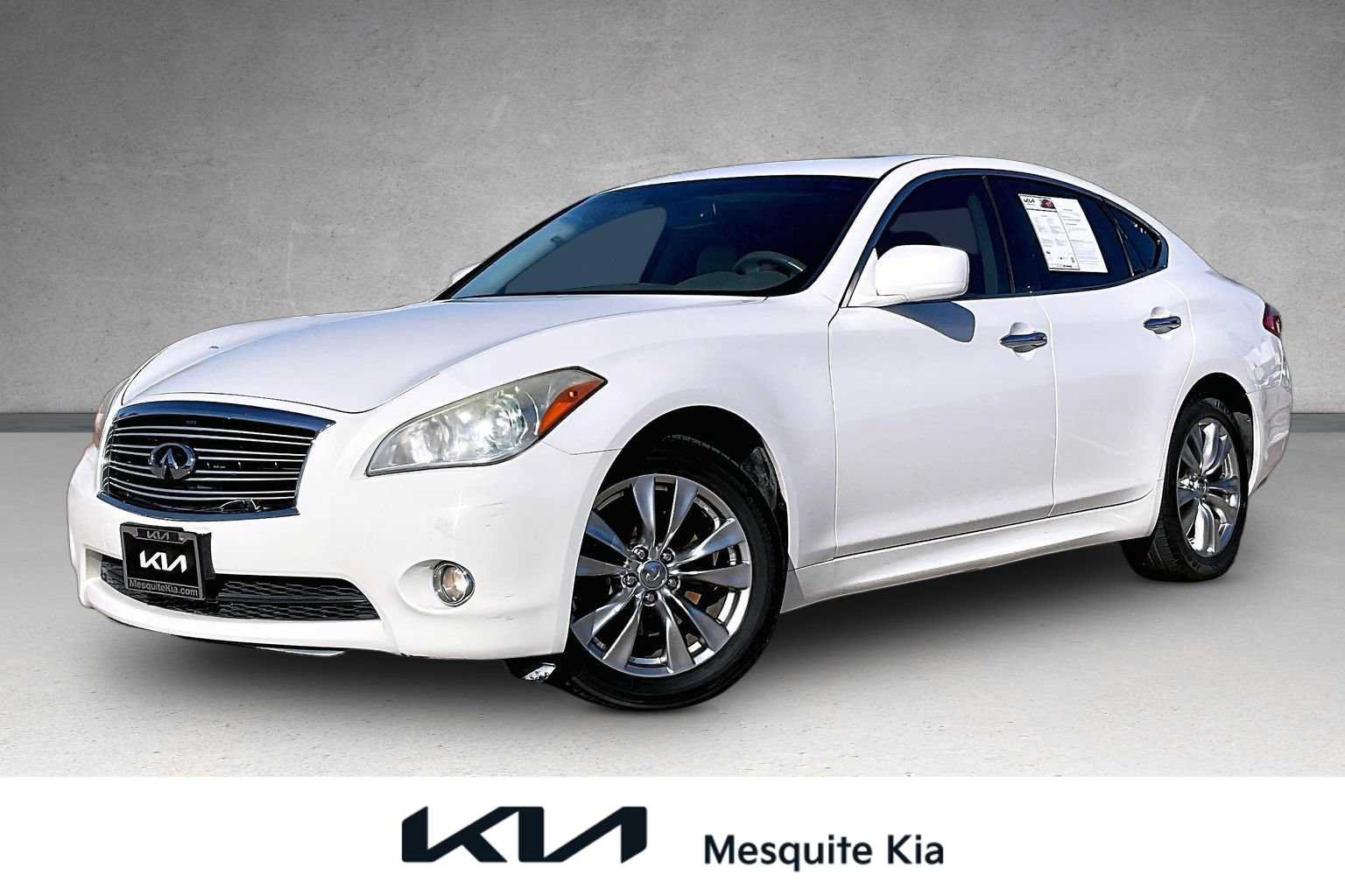 Used 2012 INFINITI M37 w/ Premium Pkg RWD image 1