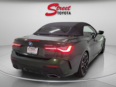 Used 2022 BMW M440i Convertible w/ Premium Package image 4