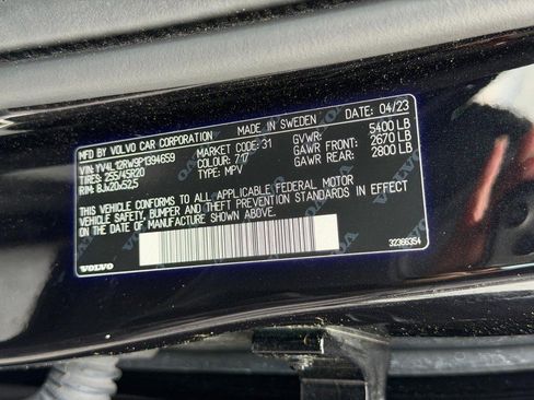 Certified 2023 Volvo XC60 B5 Plus w/ Climate Package AWD/4WD image 25