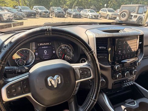 Used 2019 RAM 1500 Big Horn AWD/4WD image 26