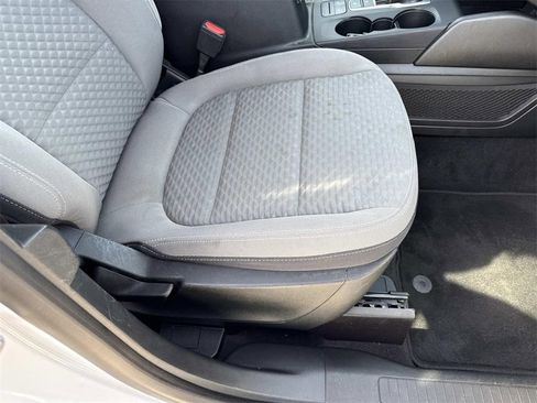 Used 2020 Ford Escape SE image 29