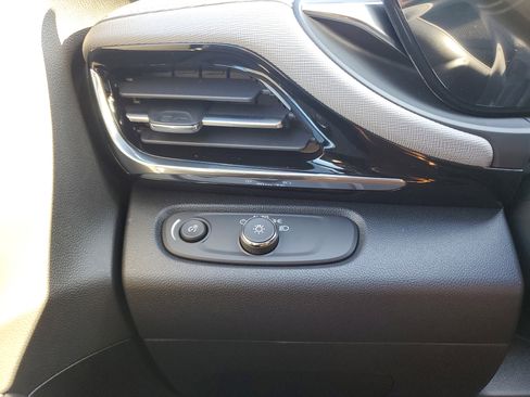 New 2026 Buick Envista Avenir image 27