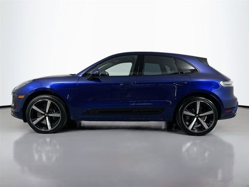 Certified 2025 Porsche Macan GTS AWD/4WD image 2