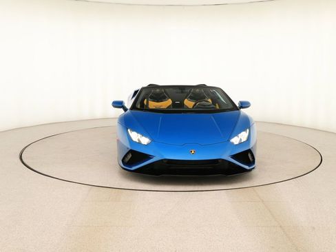Used 2020 Lamborghini Huracan EVO RWD image 11