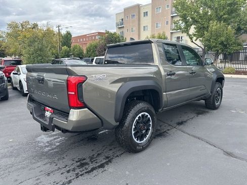 New 2025 Toyota Tacoma TRD Off-Road image 6