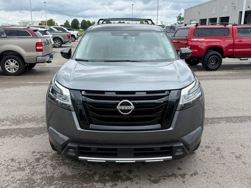 Used 2023 Nissan Pathfinder Platinum AWD/4WD image 24