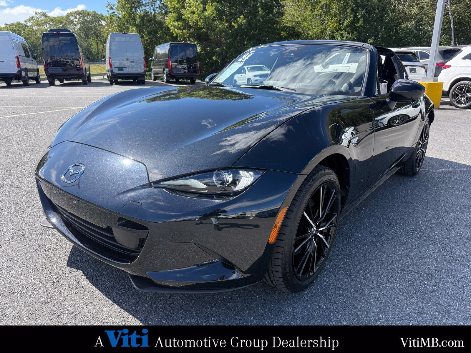 Used 2024 MAZDA MX-5 Miata RF Grand Touring RWD image 5