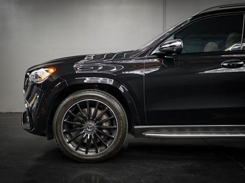 Used 2024 Mercedes-Benz GLS 63 AMG 4MATIC image 3