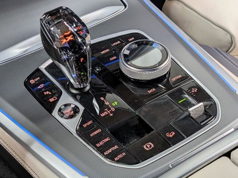 Used 2022 BMW X5 xDrive45e image 30