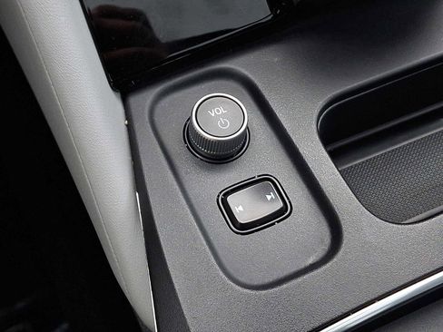 Certified 2026 Acura MDX FWD w/ Technology Package image 27