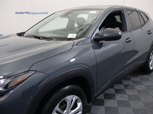 New 2026 Chevrolet Trax LS FWD image 13