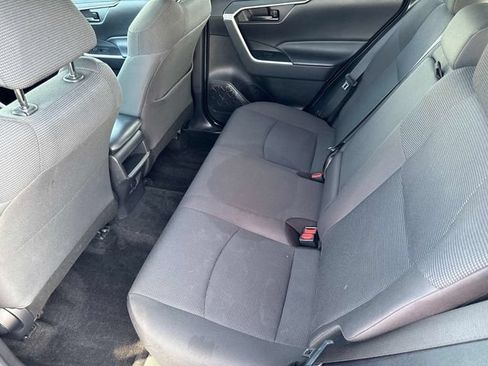 Used 2020 Toyota RAV4 LE w/ All Weather Liner Package AWD/4WD image 13