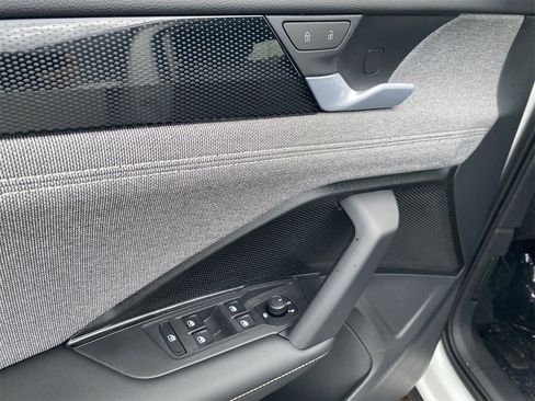 New 2026 Volkswagen Tiguan S image 17