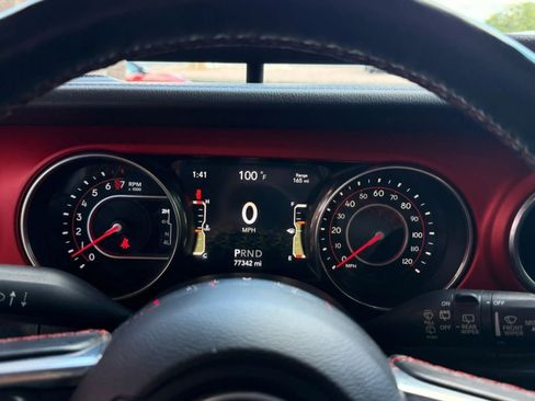 Used 2020 Jeep Wrangler Unlimited Rubicon AWD/4WD image 36