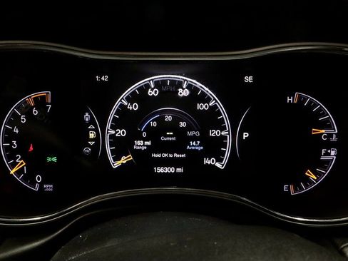 Used 2014 Jeep Grand Cherokee Summit image 27