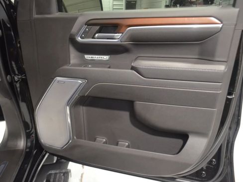 Used 2024 GMC Sierra 1500 Denali w/ Denali Reserve Package image 24