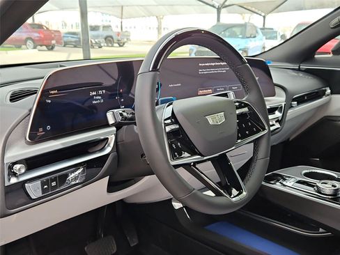 New 2026 Cadillac Lyriq Sport w/ LPO, Floor Liner Package AWD/4WD image 10