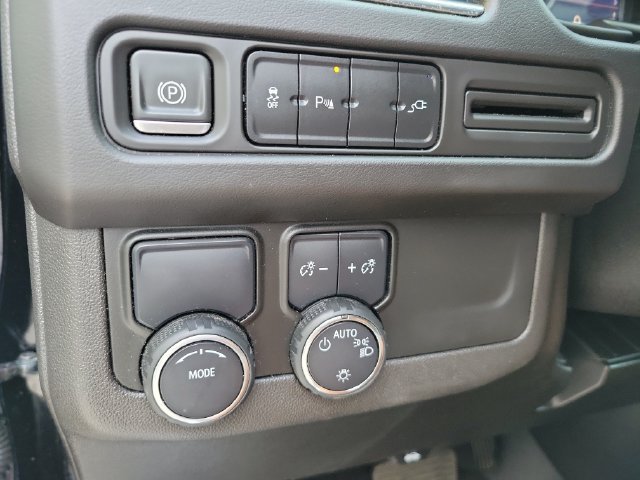 Used 2021 Chevrolet Tahoe RST RWD image 33