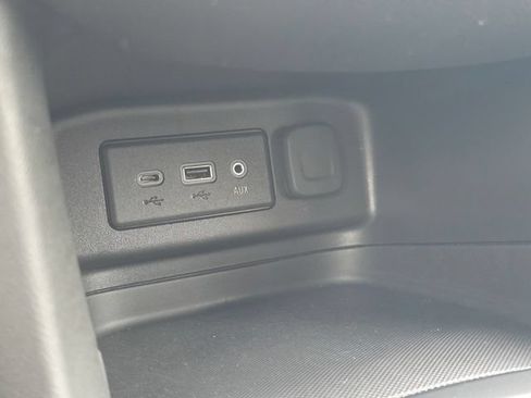 Certified 2023 Chevrolet Equinox LT w/ LPO, Cargo Package FWD image 27