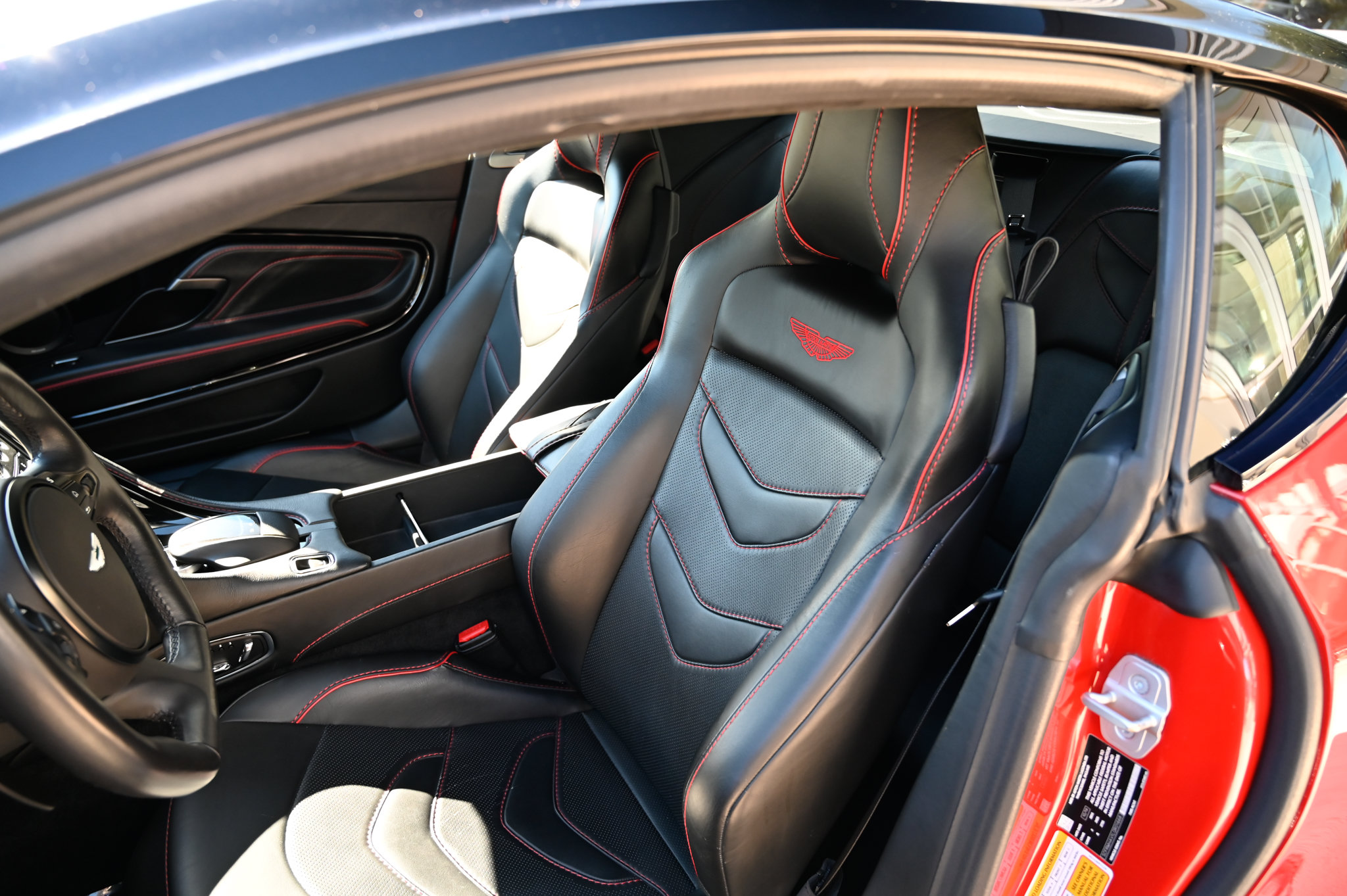Used 2020 Aston Martin DBS Superleggera RWD image 20