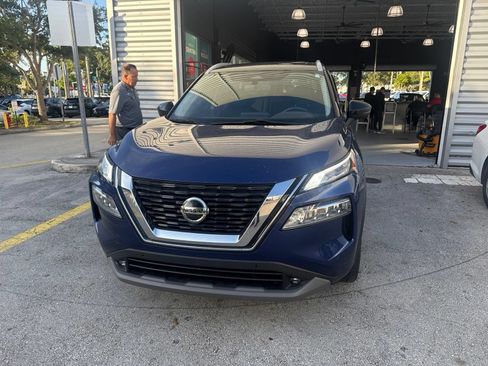 Used 2021 Nissan Rogue SL w/ Premium Package FWD image 9