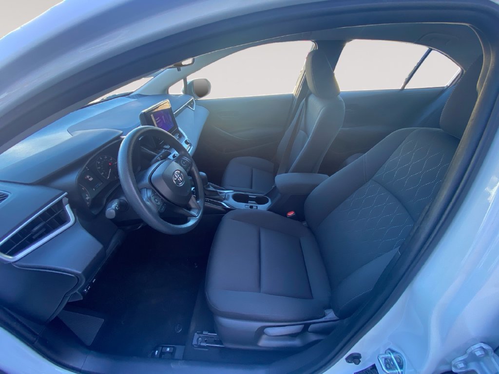 Used 2024 Toyota Corolla LE FWD image 9
