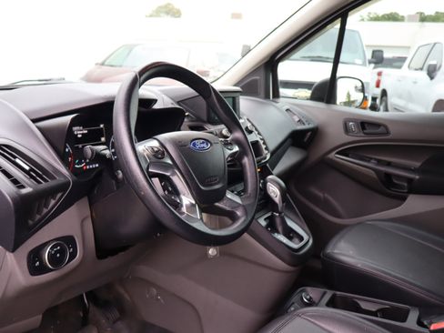 Used 2019 Ford Transit Connect XL FWD image 13