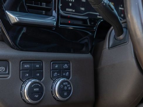 Certified 2022 GMC Sierra 1500 SLT w/ X31 Off-Road Package image 23