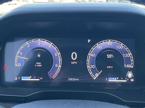 Used 2022 Jeep Grand Cherokee L Limited w/ Luxury Tech Group II image 37