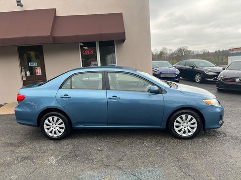 Used 2013 Toyota Corolla LE image 4
