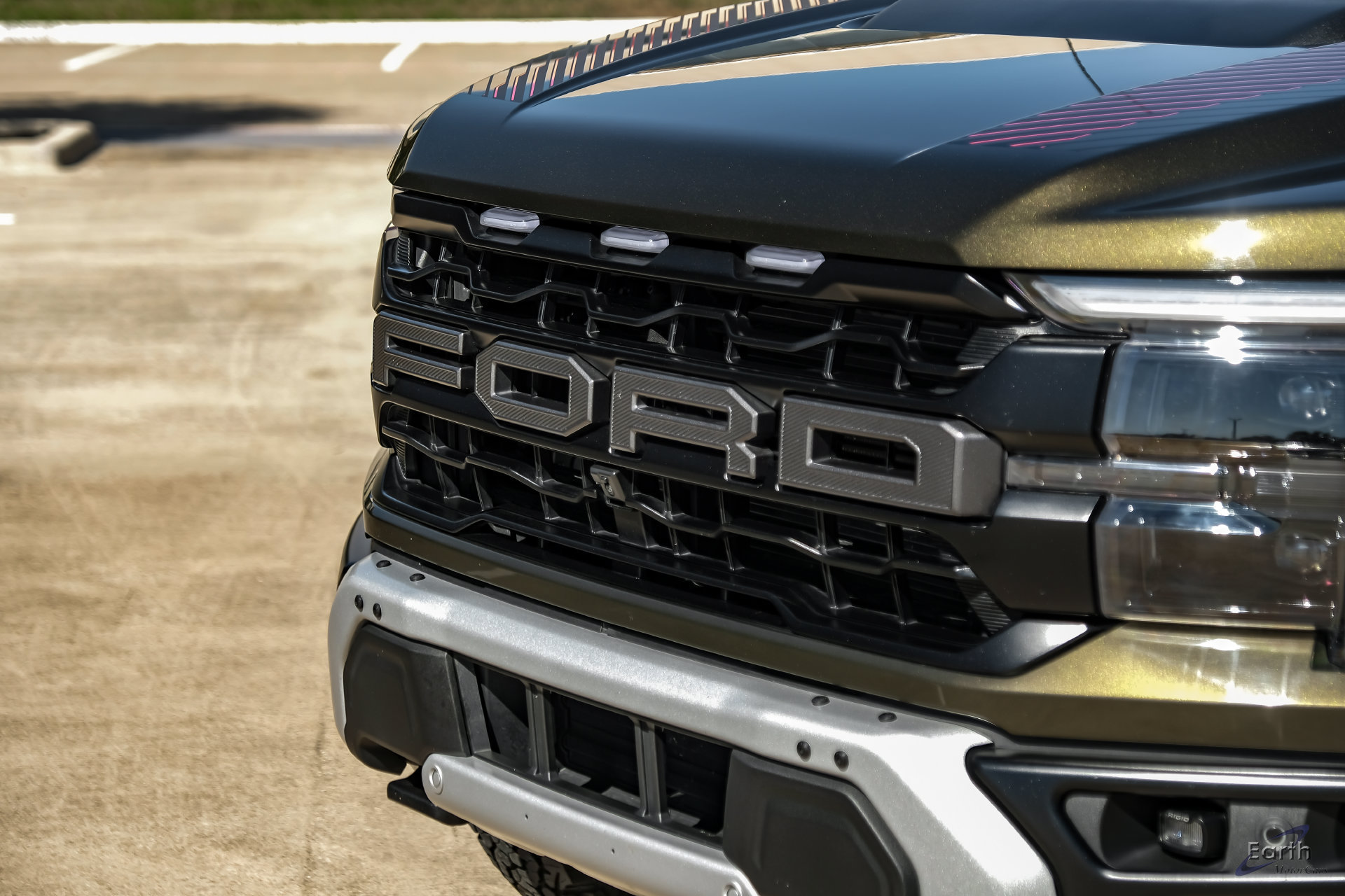 Used 2025 Ford F150 Raptor AWD/4WD image 30