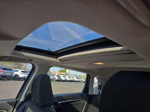 Used 2017 Honda Fit EX image 14