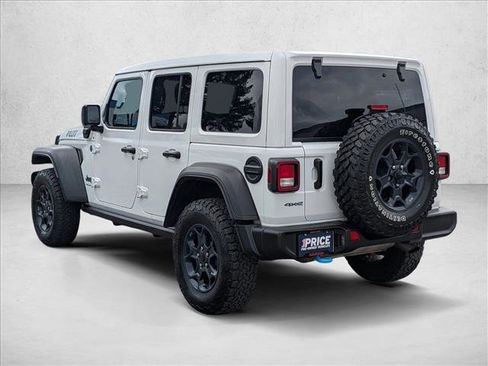 Used 2023 Jeep Wrangler Unlimited w/ Sun & Screen Package image 7