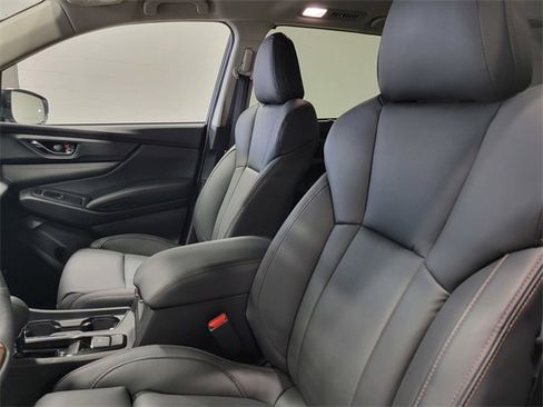 Used 2025 Subaru Ascent Bronze Edition w/ Popular Package #2 image 14