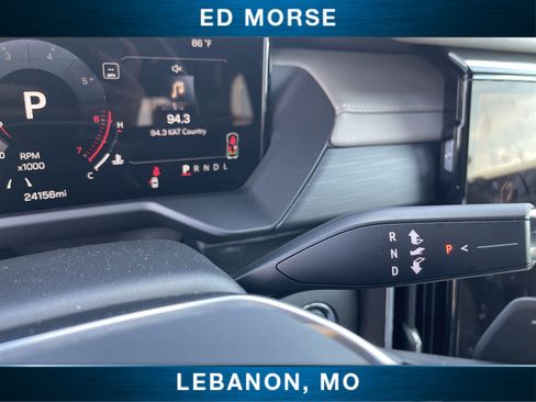 Certified 2026 GMC Acadia Elevation w/ Elevation Premium Package AWD/4WD image 15