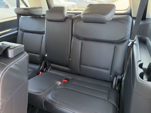 New 2026 Ford Expedition Max Platinum w/ Driver's Package image 30