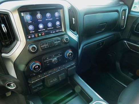 Used 2020 Chevrolet Silverado 1500 RST AWD/4WD image 16
