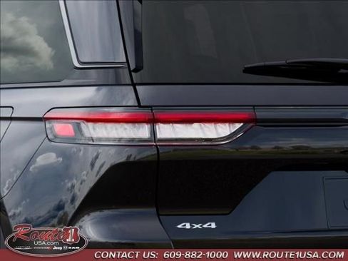 New 2026 Jeep Grand Cherokee Limited w/ Limited Altitude Package image 9