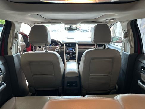 Used 2014 Ford Edge Limited w/ Equipment Group 301A FWD image 17